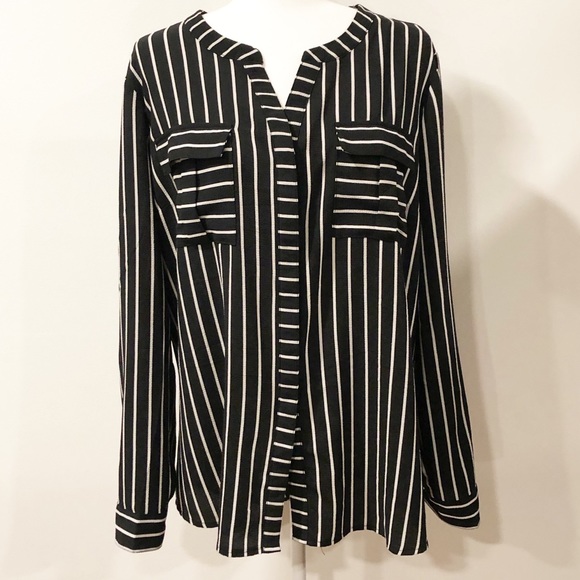 Roz & Ali Tops - Roz & Ali Stripped Button Down Blouse.  Size XL